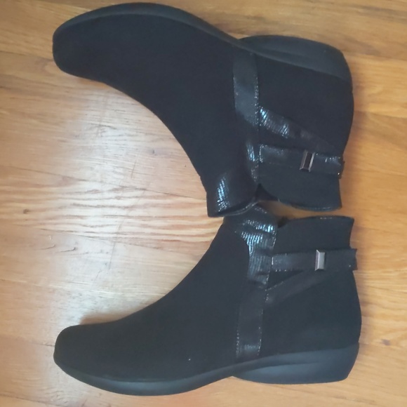 Size 12M Karen Scott black boots - Picture 4 of 8